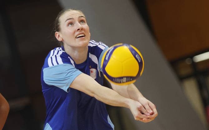 Stuttgart , DEKRA 1. Bundesliga Frauen Volleyball Trainingsauftakt Allianz MTV Stuttgart , Alexandra Hadrych *** Stuttgart, DEKRA 1 Bundesliga Women s Volleyball: Start of Training for Allianz MTV Stuttgart, Alexandra Hadrych