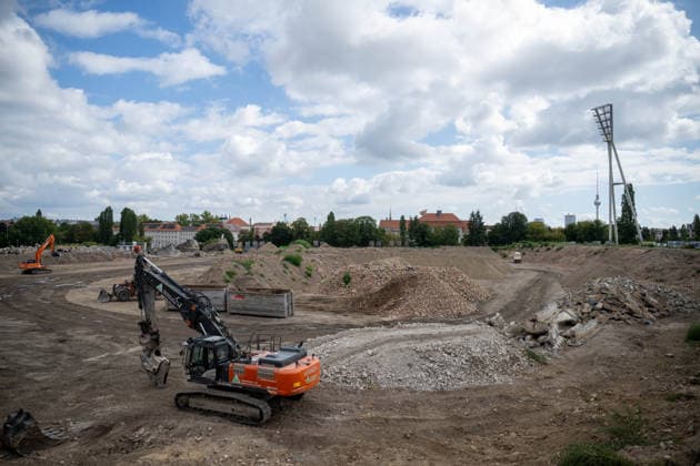 Extension of the Friedrich-Ludwig-Jahn Sports Park in Berlin, press tour