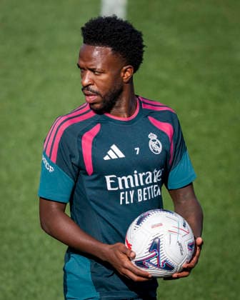 Real Madrid training session Vinicius Junior of Real Madrid CF is seen training with his teammates during the training session ahead of their LaLiga EA Sports football match against Real Sociedad at Ciudad Real Madrid on August 25, 2026 in Madrid, Spain. Madrid Ciudad Real Madrid Madrid Spain Copyright: xAlbertoxGardinx AGardin_20260825_Foot_Rea_Mad_Tra_0081