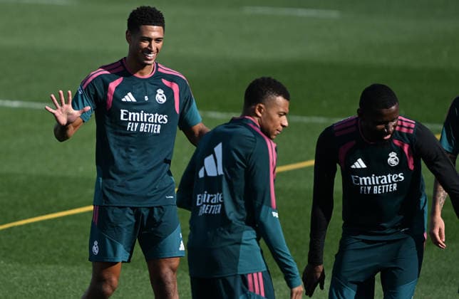 Real Madrid s training session MADRID, SPAIN - AUGUST 25: Jude Bellingham (L), Kylian Mbappe (C) and Antonio Rudiger (R) of Real Madrid take part in a training session at the club s Valdebebas training facilities ahead of their La Liga match against Real Sociedad, on August 25, 2026 in Madrid, Spain. Burak Akbulut Anadolu Madrid Spain. Editorial use only. Please get in touch for any other usage.  Copyright: x2026xAnadoluxBurakxAkbulutx