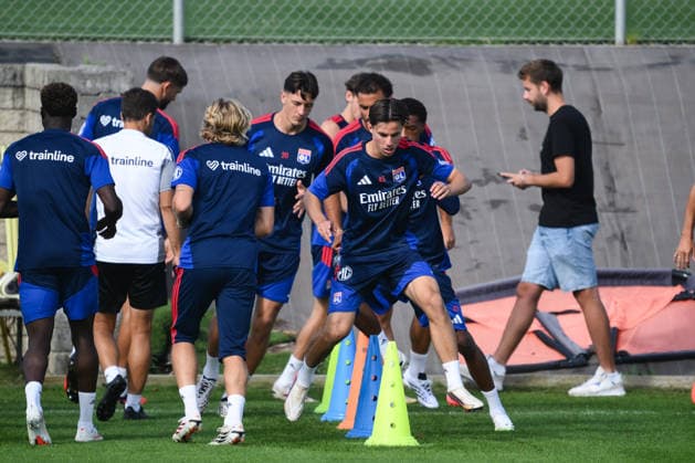 Ahead of Olympique Lyonnais v Fenerbahce- UEFA Champions League LYON, FRANCE - AUGUST 25: Olympique Lyon players take part in their final training session at the club s training facilities in Lyon, France, on August 25, 2026, ahead of their UEFA Champions League play-off second-leg match against Fenerbahce. Arif Hüdaverdi Yaman Anadolu Lyon France. Editorial use only. Please get in touch for any other usage.  Copyright: x2026xAnadoluxArifxHüdaverdixYamanx
