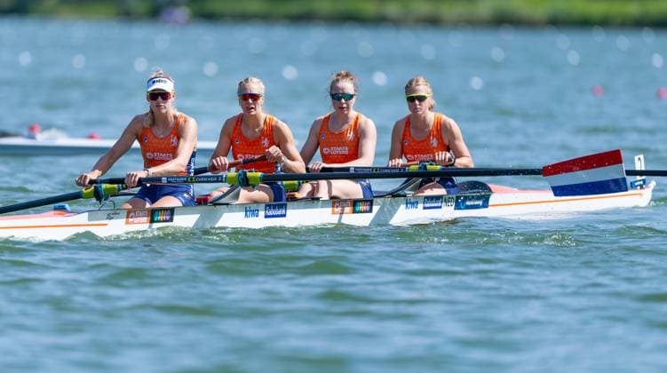 AMSTERDAM - Ymkje Clevering, Nika Johanna Vos, Linn van Aanholt and Tinka Offereins before the heats of the women s coxless four on the second day of the World Rowing Championships at the Bosbaan in the Amsterdam Forest. IRIS VAN DEN BROEK ANP xVIxANPxSportx xxANPxIVx 566244469 originalFilename: 566244469.jpg