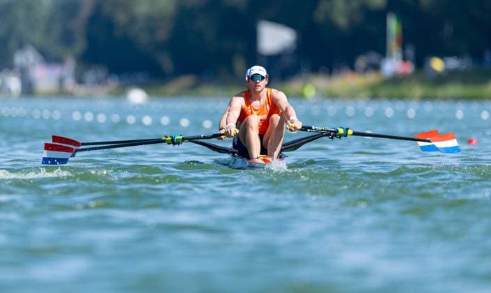 AMSTERDAM - Simon van Dorp and Melvin Twellaar during the quarter-final of the men s double sculls on the second day of the World Rowing Championships at the Bosbaan in the Amsterdam Forest. IRIS VAN DEN BROEK ANP xVIxANPxSportx xxANPxIVx 566248172 originalFilename: 566248172.jpg