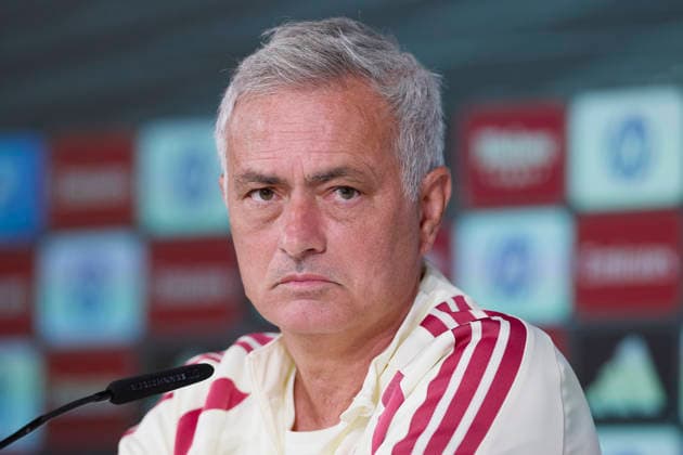 ESP: Jose Mourinho coach Real Madrid attends to a press conference, PK, Pressekonferenz Jose Mourinho, head coach of Real Madrid, attends his press conference, PK, Pressekonferenz during the training day of Real Madrid ahead the Spanish League, LaLiga EA Sports, football match against Real Sociedad at Ciudad Deportiva Real Madrid in Valdebebas, Madrid, on August 25, 2026, Spain *** ESP Jose Mourinho, Real Madrid coach, attends a press conference. Jose Mourinho, head coach of Real Madrid, attends his press conference (PK, Pressekonferenz) during Real Madrid s training session ahead of the Spanish League match, LaLiga EA Sports, against Real Sociedad at the Real Madrid Training Center in Valdebebas, Madrid, on August 25, 2026, Spain Copyright: xAgenciaxLOFx