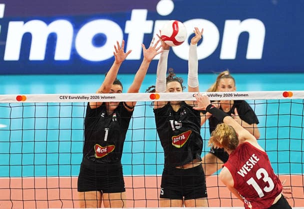 Hungary v Germany - CEV EuroVolley 2026 ISTANBUL, TURKIYE - AUGUST 25: Aliz Kump (1) of Hungary in action against Emilia Weske (13) of Germany during the CEV EuroVolley 2026 Women Group A match between Hungary and Germany at Sinan Erdem Sports Hall, on August 25, 2026 in Istanbul, Turkiye. Esra Bilgin Anadolu Istanbul Turkey. Editorial use only. Please get in touch for any other usage.  Copyright: x2026xAnadoluxEsraxBilginx