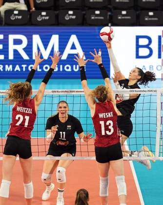 Hungary v Germany - CEV EuroVolley 2026 ISTANBUL, TURKIYE - AUGUST 25 : Lilla Kiss of Hungary competes with Emilia Weske (13) of Germany during CEV EuroVolley 2026 Women match between Hungary and Germany at Sinan Erdem Hall in Istanbul, Turkiye on August 25, 2026. Esra Bilgin Anadolu Istanbul Turkey. Editorial use only. Please get in touch for any other usage.  Copyright: x2026xAnadoluxEsraxBilginx