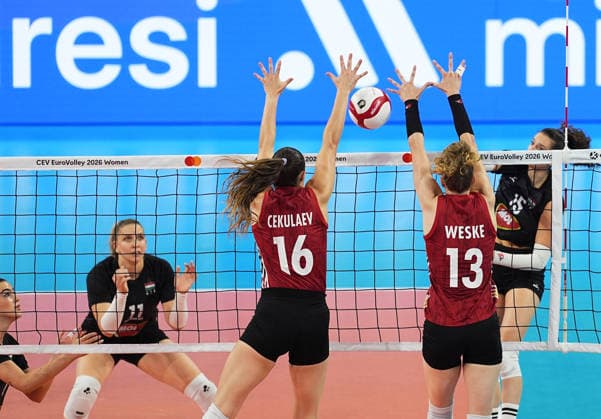 Hungary v Germany - CEV EuroVolley 2026 ISTANBUL, TURKIYE - AUGUST 25 : Lilla Kiss of Hungary competes with Emilia Weske (13) of Germany during CEV EuroVolley 2026 Women match between Hungary and Germany at Sinan Erdem Hall in Istanbul, Turkiye on August 25, 2026. Esra Bilgin Anadolu Istanbul Turkey. Editorial use only. Please get in touch for any other usage.  Copyright: x2026xAnadoluxEsraxBilginx