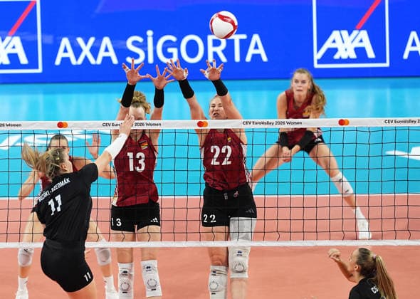 Hungary v Germany - CEV EuroVolley 2026 ISTANBUL, TURKIYE - AUGUST 25: Reka Bozoki-Szedmak (11) of Hungary in action against Emilia Weske (13) of Germany during the CEV EuroVolley 2026 Women Group A match between Hungary and Germany at Sinan Erdem Sports Hall, on August 25, 2026 in Istanbul, Turkiye. Esra Bilgin Anadolu Istanbul Turkey. Editorial use only. Please get in touch for any other usage.  Copyright: x2026xAnadoluxEsraxBilginx
