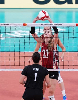 Hungary v Germany - CEV EuroVolley 2026 ISTANBUL, TURKIYE - AUGUST 25: Aliz Kump (1) of Hungary in action against Camilla Weitzel (21) of Germany during the CEV EuroVolley 2026 Women Group A match between Hungary and Germany at Sinan Erdem Sports Hall, on August 25, 2026, in Istanbul, Turkiye. Esra Bilgin Anadolu Istanbul Turkey. Editorial use only. Please get in touch for any other usage.  Copyright: x2026xAnadoluxEsraxBilginx