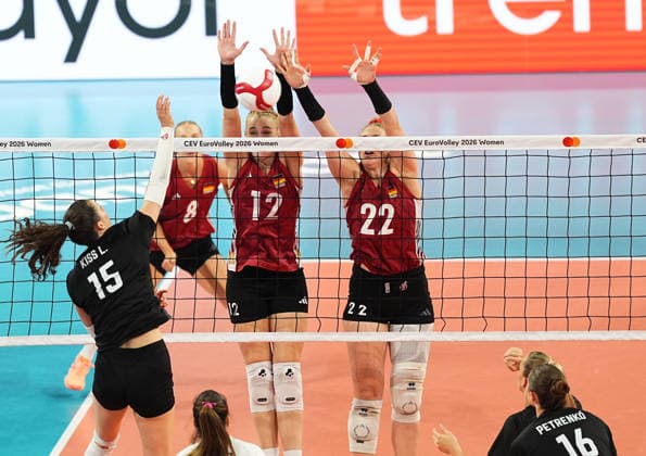 Hungary v Germany - CEV EuroVolley 2026 ISTANBUL, TURKIYE - AUGUST 25: Lilla Kiss (15) of Hungary in action against Hanna Orthmann (12) of Germany during the CEV EuroVolley 2026 Women Group A match between Hungary and Germany at Sinan Erdem Sports Hall, on August 25, 2026, in Istanbul, Turkiye. Esra Bilgin Anadolu Istanbul Turkey. Editorial use only. Please get in touch for any other usage.  Copyright: x2026xAnadoluxEsraxBilginx