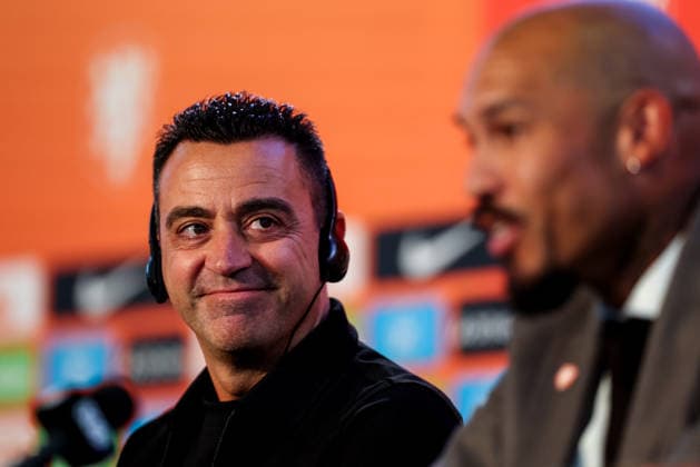 ZEIST, NETHERLANDS - AUGUST 25: Netherlands head coach Xavi Hernandez looks at KNVB director of football Nigel de Jong as he is unveiled as the new head coach of the Netherlands men s football team at the KNVB Campus on August 25, 2026 in Zeist, Netherlands.  Copyright: xRenexNijhuis MBxMediax
