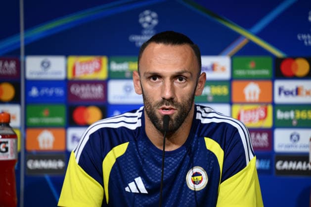 Ahead of Fenerbahce v Olympique Lyon - UEFA Champions League LYON, FRANCE - AUGUST 25: Fenerbahce player Vedat Muriqi speaks during a press conference, PK, Pressekonferenz at Groupama Stadium ahead of the UEFA Champions League play-off second-leg match against French side Olympique Lyon on August 26, 2026, in Lyon, France. Arif Hudaverdi Yaman Anadolu Lyon France. Editorial use only. Please get in touch for any other usage.  Copyright: x2026xAnadoluxArifxHudaverdixYamanx