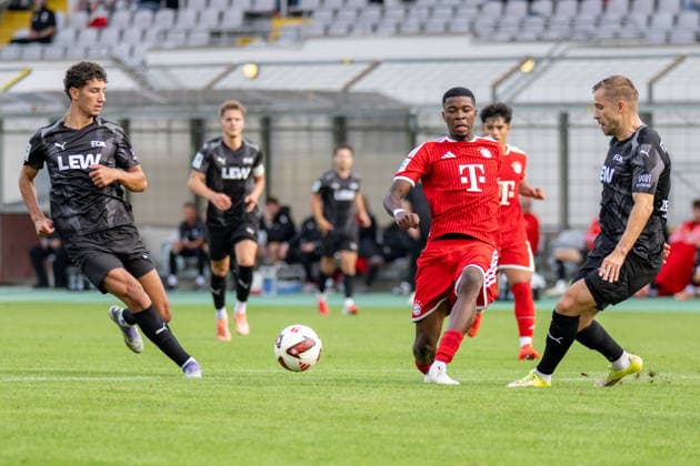 Allen Lambe 8 (FC Bayern Muenchen Amatuere) in Action, FC Bayern II vs. FC Memmingen, Fussball, Regionalliga Bayern, 5. Spieltag, 25.08.2026 DFB regulations prohibit any use of photographs as image sequences and or quasi-video Muenchen Bayern Deutschland *** Allen Lambe 8 FC Bayern Munich Amateurs in Action, FC Bayern II vs. FC Memmingen, Soccer, Bavarian Regional League, Matchday 5, August 25, 2026. DFB regulations prohibit any use of photographs as image sequences and or quasi-video. Munich, Bavaria, Germany Copyright: xkolbert-press UlrichxGamelx