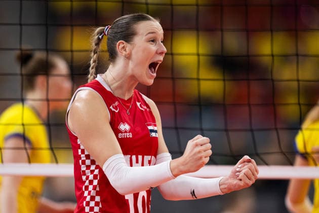 260825 Luna Becic of Croatia celebrates during the CEV EuroVolley 2026 group stage volleyball match between Sweden and Croatia on August 25, 2026 in Gothenburg. Photo: Mathias Bergeld BILDBYRAN kod MB MB1406 volleyboll volleyball cev eurovolley 2026 volleyboll-em sverige croatia sweden day 5 dam bbeng kroatien women kvinner celebration jubel *** August 25, 2026: Luna Becic of Croatia celebrates during the CEV EuroVolley 2026 group stage volleyball match between Sweden and Croatia on August 25, 2026 in Gothenburg. Photo by Mathias Bergeld, BILDBYRAN. Code: MB MB1406. volleyball, CEV EuroVolley 2026, European Volleyball Championship, Sweden, Croatia, Day 5, women s, celebration, cheering  Copyright: MATHIASxBERGELD BB260825MB019