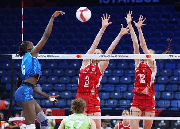 Poland v Slovenia - CEV EuroVolley 2026 ISTANBUL, TURKIYE - AUGUST 25: Magdalena Stysiak (3) of Poland in action against Fatoumatta Sillah (6) of Slovenia during CEV Women s European Volleyball Championship Group A match between Poland and Slovenia at Sinan Erdem Dome in Istanbul, Turkiye on August 25, 2026. Esra Bilgin Anadolu Istanbul Turkey. Editorial use only. Please get in touch for any other usage.  Copyright: x2026xAnadoluxEsraxBilginx