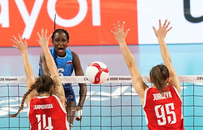 Poland v Slovenia - CEV EuroVolley 2026 ISTANBUL, TURKIYE - AUGUST 25: Monika Lampkowska (14) of Poland in action against Fatoumatta Sillah (6) of Slovenia during CEV Women s European Volleyball Championship Group A match between Poland and Slovenia at Sinan Erdem Dome in Istanbul, Turkiye on August 25, 2026. Esra Bilgin Anadolu Istanbul Turkey. Editorial use only. Please get in touch for any other usage.  Copyright: x2026xAnadoluxEsraxBilginx