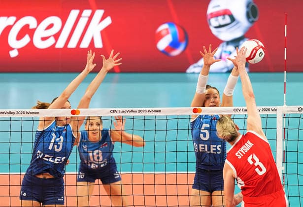 Poland v Slovenia - CEV EuroVolley 2026 ISTANBUL, TURKIYE - AUGUST 25: Magdalena Stysiak (3) of Poland in action against Lorena Lorber Fijok (5) of Slovenia during CEV Women s European Volleyball Championship Group A match between Poland and Slovenia at Sinan Erdem Dome in Istanbul, Turkiye on August 25, 2026. Esra Bilgin Anadolu Istanbul Turkey. Editorial use only. Please get in touch for any other usage.  Copyright: x2026xAnadoluxEsraxBilginx