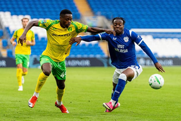Carabao Cup round 2 Cardiff City v Norwich City Anthony Musaba of Norwich City and Ronan Kpakio of Cardiff City dual for the ball during the Carabao Cup round 2 match Cardiff City vs Norwich City at Cardiff City Stadium, Cardiff, United Kingdom on 25 August 2026 (Photo by Andrew Lewis News Images) Cardiff Cardiff City Stadium Glamorgan United Kingdom Copyright: xAndrewxLewis NewsxImagesx