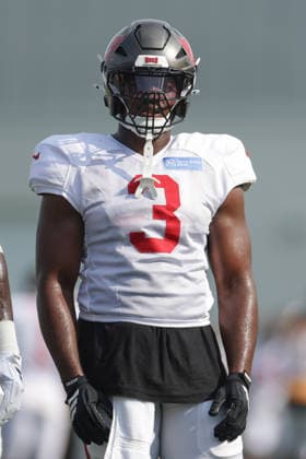 JACKSONVILLE, FL - AUGUST 25: Rueben Bain Jr. 3 of the Tampa Bay Buccaneers looks on during the Jacksonville Jaguars joint practice with the Tampa Bay Buccaneers on August 25, 2026 at the Miller Electric Center in Jacksonville, Fl. (Photo by David Rosenblum Icon Sportswire) NFL, American Football Herren, USA AUG 25 Jaguars Training Camp EDITORIAL USE ONLY Icon260825250510