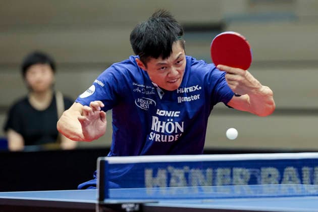 Fan Bo Meng (TTC RhoenSprudel Fulda-Maberzell) kontrolliert den Ball waehrend des Spiels der 1. Tischtennis-Bundesliga der Herren zwischen dem TTC Schwalbe Bergneustadt und dem TTC RhoenSprudel Fulda-Maberzell, Burstenhalle am 25. August 2026 in Bergneustadt, Deutschland. (Foto von Marco Steinbrenner DeFodi Images) +++ Fan Bo Meng (TTC RhoenSprudel Fulda-Maberzell) controls the ball during the 1st Men s Table tennis, Tischtennis Bundesliga match between TTC Schwalbe Bergneustadt and TTC RhoenSprudel Fulda-Maberzell at Burstenhalle on August 25, 2026 in Bergneustadt, Germany. (Photo by Marco Steinbrenner DeFodi Images) (Photo by Marco Steinbrenner DeFodi Images) - *** Fan Bo Meng of TTC RhoenSprudel Fulda Maberzell controls the ball during the Men s Table Tennis Bundesliga Match between TTC Schwalbe Bergneustadt and TTC RhoenSprudel Fulda Maberzell, Burstenhalle on August 25, 2026, in Bergneustadt, Germany. Photo by Marco Steinbrenner, DeFodi Images. Fan Bo Meng of TTC RhoenSprudel Fulda Maberzell controls the ball during the 1st Men’s Table Tennis Bundesliga match between TTC Schwalbe Bergneustadt and TTC RhoenSprudel Fulda Maberzell at Burstenhalle on August 25, 2026 in Bergneustadt, Germany. Photo by Marco Steinbrenner, DeFodi Images. Photo by Marco Steinbrenner, DeFodi Images