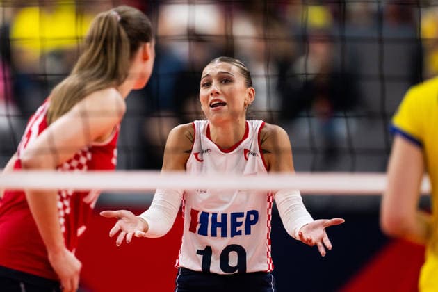 260825 Izabela Stimac of Croatia reacts during the CEV EuroVolley 2026 group stage volleyball match between Sweden and Croatia on August 25, 2026 in Gothenburg. Photo: Mathias Bergeld BILDBYRAN kod MB MB1406 volleyboll volleyball cev eurovolley 2026 volleyboll-em sverige croatia sweden day 5 dam bbeng kroatien women kvinner depp dejected *** 260825 Izabela Stimac of Croatia reacts during the CEV EuroVolley 2026 group stage volleyball match between Sweden and Croatia on August 25, 2026 in Gothenburg. Photo by Mathias Bergeld, BILDBYRAN. Code: MB MB1406. volleyball, CEV EuroVolley 2026, European Volleyball Championship, Sweden, Croatia, Day 5, women s, BBENG, Croatia, women, dejected  Copyright: MATHIASxBERGELD BB260825MB038