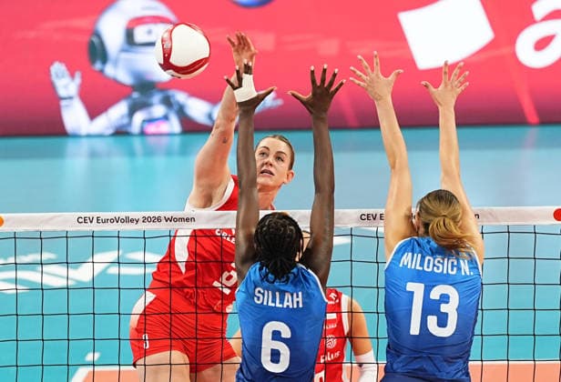 Poland v Slovenia - CEV EuroVolley 2026 ISTANBUL, TURKIYE - AUGUST 25: Magdalena Stysiak (3) of Poland in action against Fatoumatta Sillah (6) of Slovenia during the CEV EuroVolley 2026 Women Group A match between Poland and Slovenia at Sinan Erdem Sports Hall, on August 25, 2026, in Istanbul, Turkiye. Esra Bilgin Anadolu Istanbul Turkey. Editorial use only. Please get in touch for any other usage.  Copyright: x2026xAnadoluxEsraxBilginx