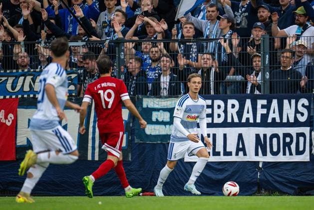 Lower Rhine Cup: 1. FC Wülfrath vs. MSV Duisburg ** FOR EDITORIAL USE ONLY ** EDITORIAL USE ONLY ** p Soccer Lower Rhine Cup 1 FC Wülfrath vs. MSV Duisburg on August 25, 2026, at the IMS Arena in Velbert Jakob Bookjans Duisburg Duisburg Copyright JakobxKlos Copyright: JakobxKlos doc87bdxzbb1boarli0cky ,EDITORIAL USE ONLY Copyright: JakobxKlos