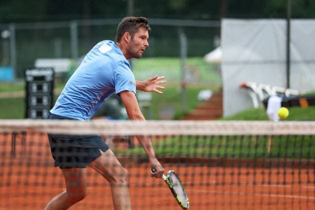 Im Bild: Noah Thurner (GER), Alec Beckley (ZAF) Vasilios Caripi (ZAF) vs. Tom Bittner (GER) Noah Thurner (GER), ATP, Tennis Herren Challenger Schwaben Open, Herren, Doppel, Tennis, Achtelfinale, 25.08.2026 Augsburg Bayern Deutschland *** Pictured: Noah Thurner (GER), Alec Beckley (ZAF), Vasilios Caripi (ZAF) vs. Tom Bittner (GER); Noah Thurner (GER), ATP Challenger Schwaben Open, Men s Doubles, Tennis, Round of 16, August 25, 2026, Augsburg, Bavaria, Germany Copyright: xkolbert-press ChristianxKolbertx
