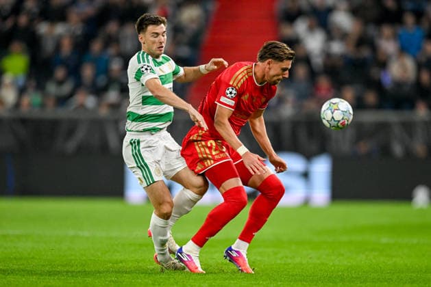 25.08.2025, Oberoesterreich Arena Linz, AUT, Champions League Play Off, LASK Linz (AUT) vs Celtic Glasgow FC (SCO), im Bild Kieran Tierney (Celtic Glasgow) vs Kasper Poul Moelgaard Joergensen (LASK) Champions League Play Off, LASK Linz (AUT) vs Celtic Glasgow FC (SCO) in Linz, Austria on 2026 08 25 Linz Oberoesterreich Austria *** August 25, 2025, Oberoesterreich Arena Linz, AUT, Champions League Playoff, LASK Linz AUT vs. Celtic Glasgow FC SCO; pictured: Kieran Tierney (Celtic Glasgow) vs. Kasper Poul Moelgaard Joergensen (LASK), Champions League Playoff, LASK Linz (AUT) vs. Celtic Glasgow FC (SCO) in Linz, Austria on August 25, 2026, Linz, Upper Austria, Austria