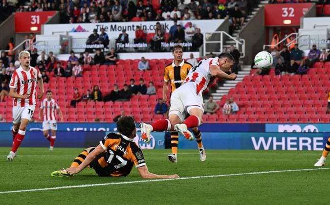 Robert Bozenik of Stoke City scores the team s first goal Stoke City v Hull City, EFL Carabao Cup, Second Round, Football, Bet365 Stadium, Stoke-on-Trent, UK - 25 Aug 2026Stoke-on-Trent Bet365 Stadium United Kingdom EDITORIAL USE ONLY No use with unauthorised audio, video, data, fixture lists, club league logos or live services. Online in-match use limited to 120 images, no video emulation. No use in betting, games or single club league player publications. Copyright: xAnnaxGowthorpe Shutterstockx 17115026z