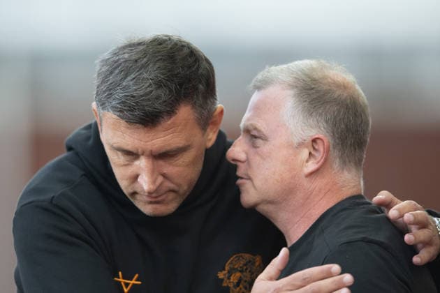 Stoke City v Hull City Carabao Cup Hull City manager Sergej JakiroviÄ‡ with Stoke City manager Mark Robins during the Carabao Cup Second Round match between Stoke City and Hull City at the bet365 Stadium, Stoke-on-Trent 25 08 2026 UK Newspapers OUT Copyright: xMattxWilkinsonx FIL-23823-0127