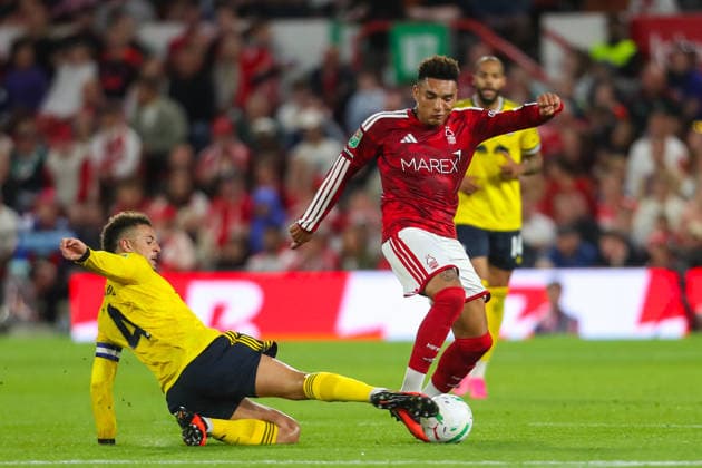 Nottingham Forest v Leeds United, Carabao Cup Ethan Ampadu Of Leeds United Slide Tackles Igor Jesus Of Nottingham Forest during the Nottingham Forest v Leeds United Carabao Cup 2nd round match at the City Ground, West Bridgford, England on 25 August 2026 Credit: Lee Keuneke Every Second Media Editorial use only. All images are copyright Every Second Media Limited. No images may be reproduced without prior permission. All rights reserved. Premier League and Football League images are subject to licensing agreements with Football DataCo Limited. see https: www.football-dataco.com Copyright: xIMAGO EveryxSecondxMediax ESM-2113-0078 LeexKeunekex xEveryxSecondxMediax