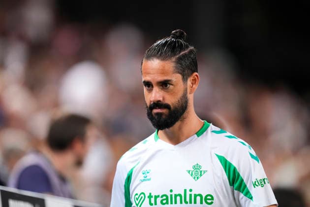 Valencia CF v Real Betis Balompie - LaLiga EA Sports 2026 27 Isco attacking midfield of Betis and Spain during the LaLiga EA Sports 2026 27 match between Valencia CF and Real Betis Balompie at Estadi de Mestalla on August 25, 2026 in Valencia, Spain. Valencia Spain  Copyright: xJosexBretonx originalFilename:bretonhernandez-valencia260825_npNIK.jpg