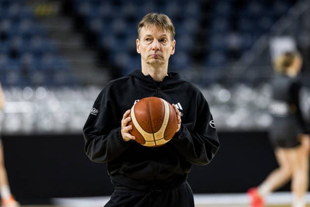 COLOGNE, GERMANY - AUGUST 25: Olaf Lange (Head Coach Germany) during media training of DBB Germany women at Lanxess Arena on August 25, 2026 in Cologne, Germany. North Rhine Westphalia Germany Copyright: xSteffiexWunderlx