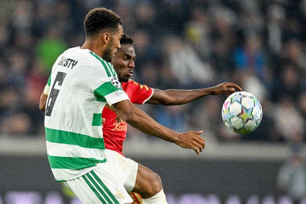 25.08.2025, Oberoesterreich Arena Linz, AUT, Champions League Play Off, LASK Linz (AUT) vs Celtic Glasgow FC (SCO), im Bild Auston Trusty (Celtic Glasgow) vs Moses Usor (LASK) Champions League Play Off, LASK Linz (AUT) vs Celtic Glasgow FC (SCO) in Linz, Austria on 2026 08 25 Linz Oberoesterreich Austria *** August 25, 2025, Oberoesterreich Arena Linz, AUT, Champions League Playoff, LASK Linz (AUT) vs. Celtic Glasgow FC (SCO); pictured: Auston Trusty (Celtic Glasgow) vs. Moses Usor (LASK) in the Champions League Playoff, LASK Linz (AUT) vs. Celtic Glasgow FC (SCO) in Linz, Austria, on August 25, 2026, at the Oberoesterreich Arena in Linz, Austria