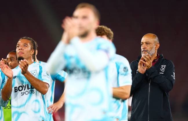 West Ham United Manager Nuno Espirito Santo applauds. Southampton v West Ham United, EFL Carabao Cup, Second Round, Football, St Mary s Stadium, Southampton, UK - 25 Aug 2026Southampton St Mary s Stadium United Kingdom EDITORIAL USE ONLY No use with unauthorised audio, video, data, fixture lists, club league logos or live services. Online in-match use limited to 120 images, no video emulation. No use in betting, games or single club league player publications. Copyright: xJamesxMarsh Shutterstockx 17114998cw