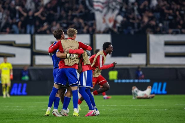 SOCCER - UEFA CL, LASK vs Celtic LINZ,AUSTRIA,25.AUG.26 - SOCCER - UEFA Champions League, play-off, Linzer ASK vs Celtic Glasgow. Image shows the rejoicing of the team LASK.  GEPAxpictures xManuelxBinder