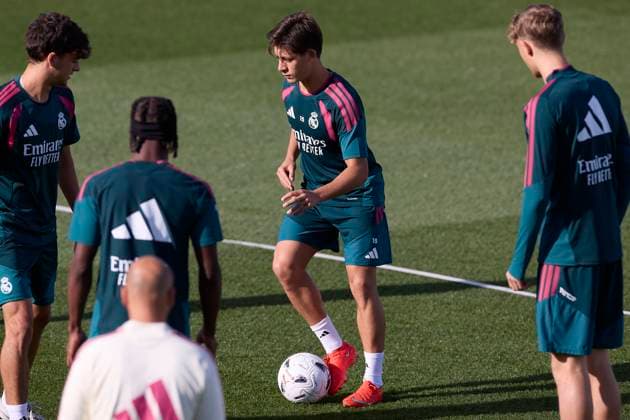 Real Madrid CF training session and press conference, PK, Pressekonferenz at Ciudad Real Madrid in Madrid, Spain - 25 Aug 2026 Arda Guler of Real Madrid CF seen in action during the training session at Ciudad Real Madrid, on the eve of the LaLiga EA Sports 2026 2027 week 1 football match between Real Madrid CF and Real Sociedad Madrid Spain Copyright: xFedericoxTitonex xSOPAxImagesx Federico-Titone-1444690