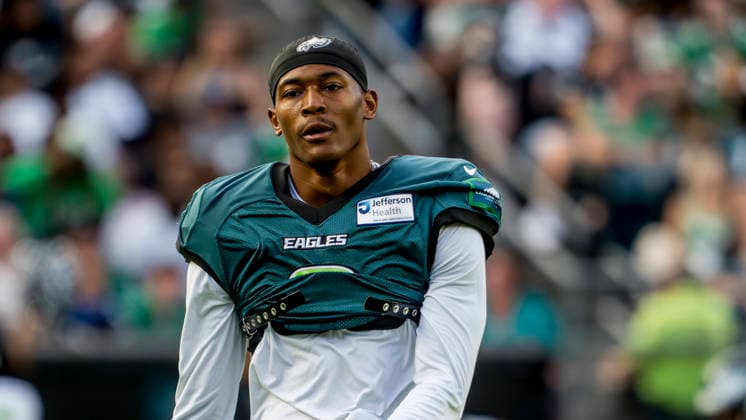 August 25, 2026, Philadelphia, Pa, USA: Philadelphia Eagles wide receiver DeVonta Smith warms up during the Philadelphia Eagles public practice at Lincoln Financial Field in Philadelphia, Pennsylvania on August 25, 2026. Cal Media NFL, American Football Herren, USA 2026: Philadelphia Eagles Public Practice AUG 25  - ZUMAcs17 20260825_faf_cs17_006 Copyright: xScottxSeriox