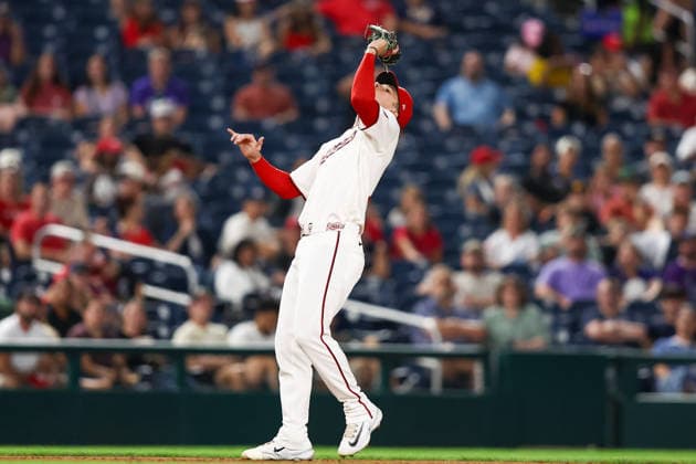 August 25, 2026, Washington D.C, District Of Columbia, United States: Washington, DC; Washington Nationals third baseman Brady House (12) catches the fly ball for an out during the Major League Baseball game between the Washington Nationals and the Colorado Rockies at Nationals Park on Tuesday, August 25, 2026. The Rockies beat the Nationals 3-1. MLB, Baseball Herren, USA Colorado Rockies 3:1 Washington Nationals  - ZUMAp258 20260825_znp_p258_050 Copyright: xStevexPrakopex