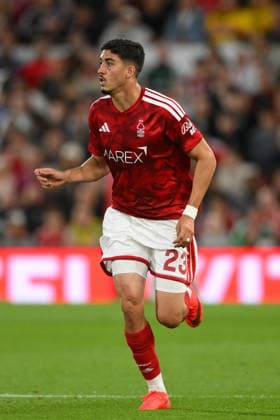 Nottingham Forest v Leeds United - Carabao Cup Second Round Jair Cunha of Nottingham Forest during the Carabao Cup Second Round match between Nottingham Forest and Leeds United at the City Ground in Nottingham, on August 25, 2026. Nottingham Nottinghamshire United Kingdom  Copyright: xMIxNewsx originalFilename:fletcher-nottingh260825_np8Yi.jpg