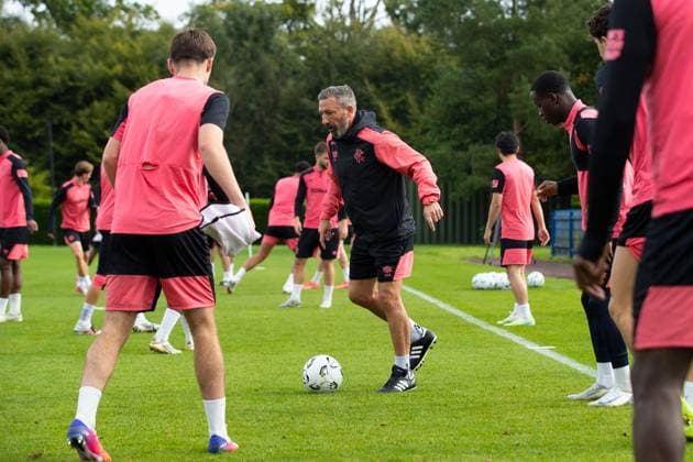 Rangers manager Derek McInnes at training ahead of tomorrow s UEFA Conference League qualifying match against Jablonec. Rangers Training - The Rangers Training Centre, Glasgow, Lanarkshire, Scotland, UK - 26 Aug 2026Glasgow The Rangers Training Centre Lanarkshire United Kingdom  Copyright: xO Rourke RangersxFC Shutterstockx 17117524ao
