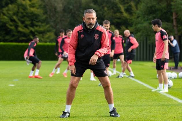 Rangers manager Derek McInnes at training ahead of tomorrow s UEFA Conference League qualifying match against Jablonec. Rangers Training - The Rangers Training Centre, Glasgow, Lanarkshire, Scotland, UK - 26 Aug 2026Glasgow The Rangers Training Centre Lanarkshire United Kingdom  Copyright: xO Rourke RangersxFC Shutterstockx 17117524ak