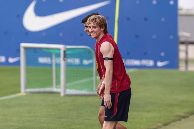 August 26, 2026, Sant Joan Despi, Barcelona, Spain: Anthony Gordon during the training day of FC Barcelona, Barca ahead the Spanish League, Laliga EA Sports, football match against Athletic Club at Ciudad Esportiva Joan Gamper on August 26, 2026 in Sant Joan Despi, Barcelona, Spain. FC Barcelona Training And press conference, PK, Pressekonferenz - LaLiga EA Sports - ZUMAa181 20260826_zaa_a181_002 Copyright: xJavierxBorregox
