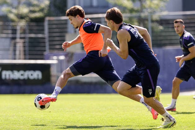 SOCCER - UEFA ECL, A.Wien vs Braga VIENNA,AUSTRIA,26.AUG.26 - SOCCER - UEFA Conference League, play-off, Austria Wien vs Sporting Braga, preview, training A.Wien. Image shows Moritz Wels and Reinhold Ranftl (A.Wien).  GEPAxpictures xArminxRauthner