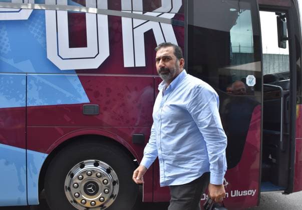 Trabzonspor football team departs for Hungary for the match against Ferencvaros TRABZON, TURKIYE - AUGUST 26: Players and technical staff of Trabzonspor, including Trabzonspor Vice President Zeyyat Kafkas, arrive at Trabzon Airport to board a private flight to Hungary ahead of their UEFA Europa League play-off second-leg match against Ferencvaros, in Trabzon, Turkiye, on August 26, 2026. Duygu Avunduk Anadolu Trabzon Turkey. Editorial use only. Please get in touch for any other usage.  Copyright: x2026xAnadoluxDuyguxAvundukx