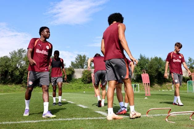 SOCCER - UEFA EL, RBS vs Mjaellby SALZBURG,AUSTRIA,26.AUG.26 - SOCCER - UEFA Europa League, play-off, Red Bull Salzburg vs Mjaellby AIF, preview, training RBS. Image shows Aboubacar Camara (RBS).  GEPAxpictures xMathiasxMandl