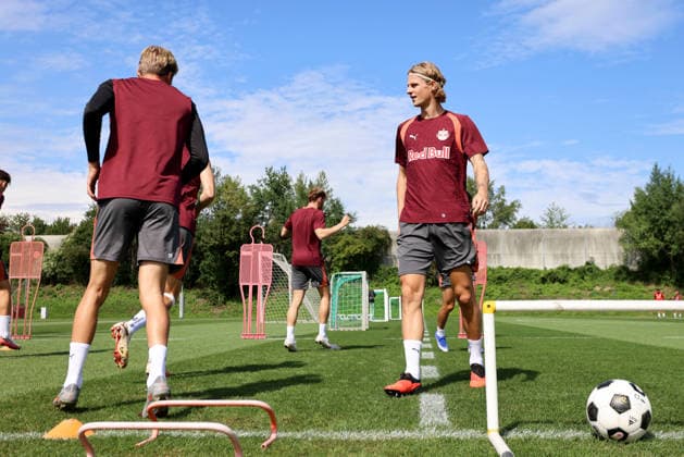 SOCCER - UEFA EL, RBS vs Mjaellby SALZBURG,AUSTRIA,26.AUG.26 - SOCCER - UEFA Europa League, play-off, Red Bull Salzburg vs Mjaellby AIF, preview, training RBS. Image shows Maurits Kjaergaard (RBS).  GEPAxpictures xMathiasxMandl