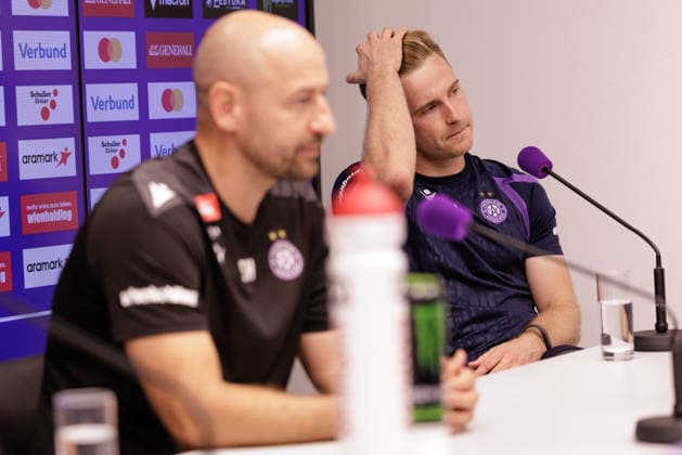 SOCCER - UEFA ECL, A.Wien vs Braga VIENNA,AUSTRIA,26.AUG.26 - SOCCER - UEFA Conference League, play-off, Austria Wien vs Sporting Braga, preview, press conference, PK, Pressekonferenz A.Wien. Image shows head coach Stephan Helm and Johannes Eggestein (A.Wien).  GEPAxpictures xArminxRauthner
