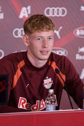 SOCCER - UEFA EL, RBS vs Mjaellby SALZBURG,AUSTRIA,26.AUG.26 - SOCCER - UEFA Europa League, play-off, Red Bull Salzburg vs Mjaellby AIF, preview, press conference, PK, Pressekonferenz RBS. Image shows Valentin Sulzbacher (RBS).  GEPAxpictures xMathiasxMandl